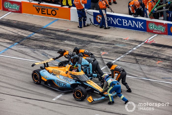 Alexander Rossi, Arrow McLaren Chevrolet, pit stop