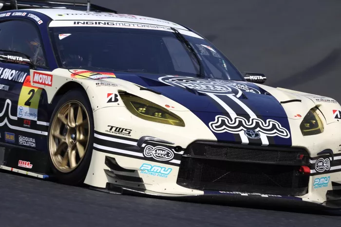 #2 muta Racing GR86 GT