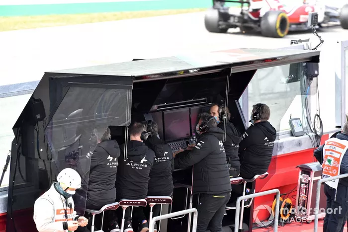 El muro de boxes de Alpine F1