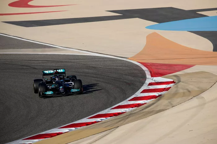 Lewis Hamilton, Mercedes W12 