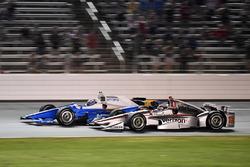 Скотт Диксон, Chip Ganassi Racing Honda, и Уилл Пауэр, Team Penske Chevrolet