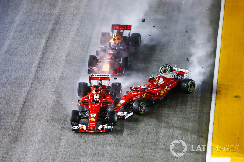 Startcrash: Sebastian Vettel, Ferrari SF70H, Max Verstappen, Red Bull Racing RB13, Kimi Raikkonen, F