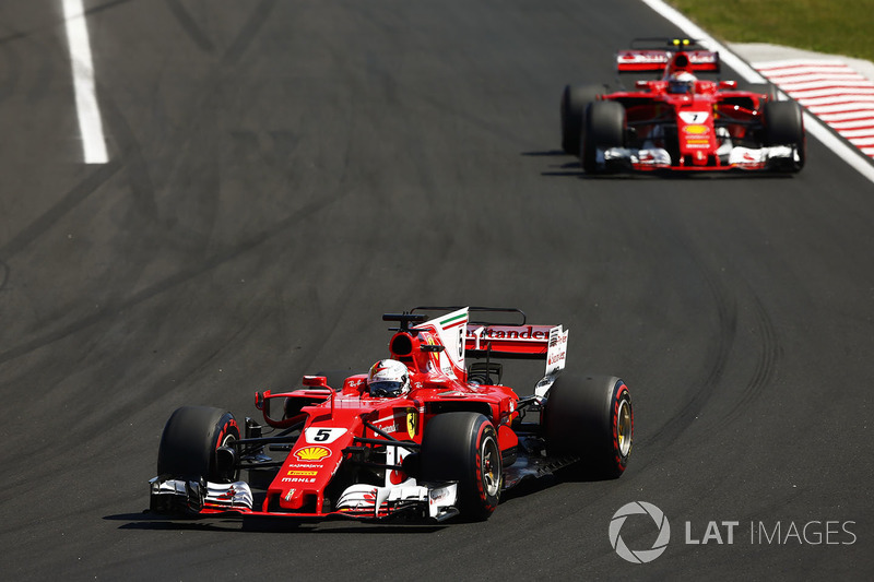 Sebastian Vettel, Ferrari SF70H, Kimi Raikkonen, Ferrari SF70H