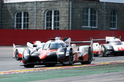 #8 Toyota Gazoo Racing Toyota TS050 Hybrid: Anthony Davidson, Sébastien Buemi, Kazuki Nakajima