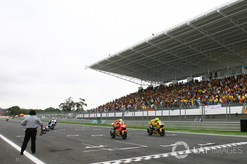 Estoril 2006: "Folgenschweres" Fotofinish mit Toni Elias