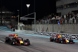 Max Verstappen, Red Bull Racing RB13 abd Daniel Ricciardo, Red Bull Racing RB13