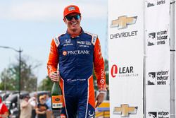 Race winner Scott Dixon, Chip Ganassi Racing Honda