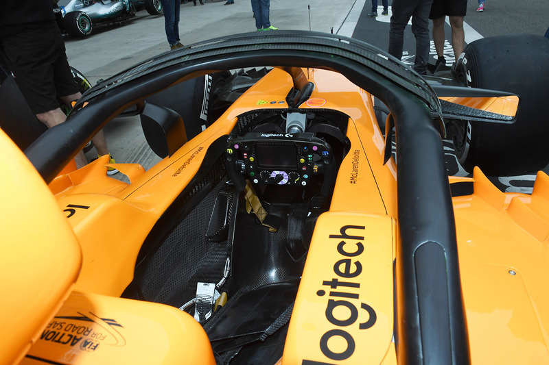 McLaren MCL33 cockpit