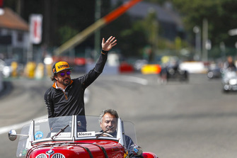 Fernando Alonso, McLaren, in the drivers parade