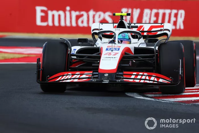 Mick Schumacher, Haas VF-22