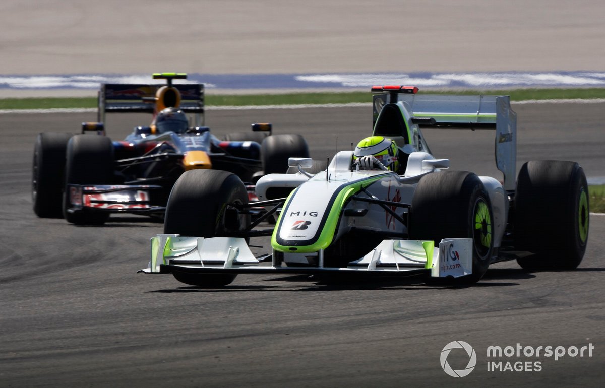 Jenson Button, Brawn GP, devant Sebastian Vettel, Red Bull, en 2009
