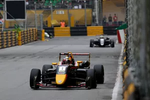 Dan Ticktum, Motopark Academy