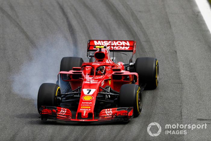 Kimi Raikkonen, Ferrari SF71H se bloquea 