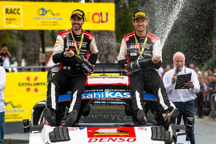 Ganadores Sebastien Ogier, Benjamin Veillas, Toyota Gazoo Racing WRT Toyota GR Yaris Rally1