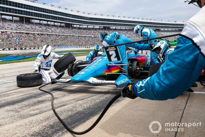 Josef Newgarden, Team Penske Chevrolet pit stop