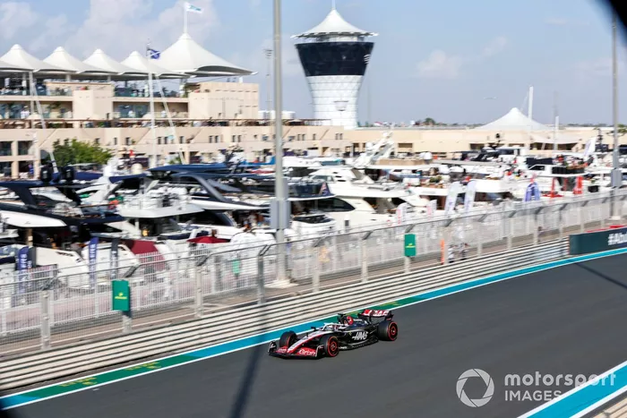 Kevin Magnussen, Haas VF-23