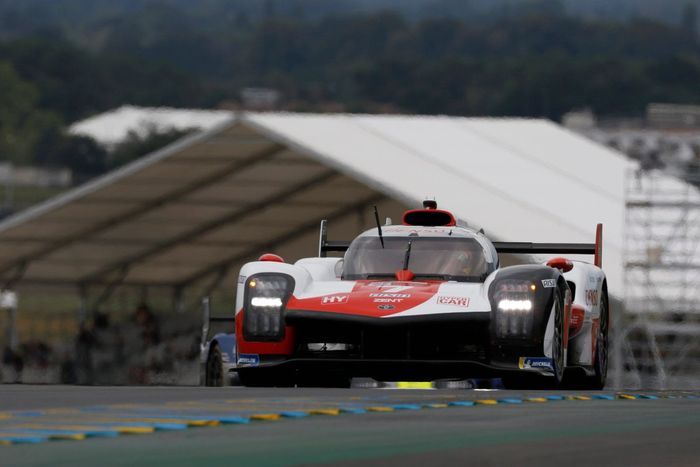 #7 Toyota Gazoo Racing Toyota GR010 - Hybrid Hypercar, Mike Conway, Kamui Kobayashi,José María López