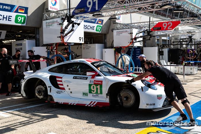 #91 Porsche GT Team - Porsche 911 RSR - 19: Richard Lietz, Gianmaria Bruni, Frédéric Makowiecki