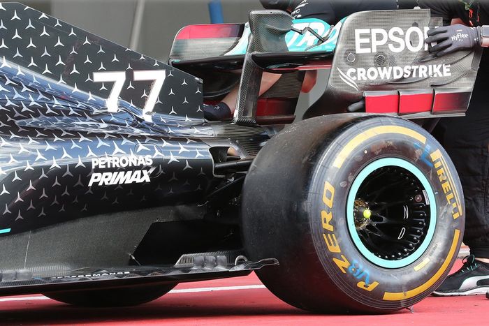 Mercedes F1 W11 detalle del ala trasera