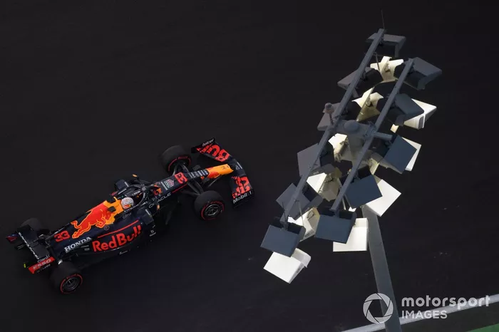 Max Verstappen, Red Bull Racing RB16B