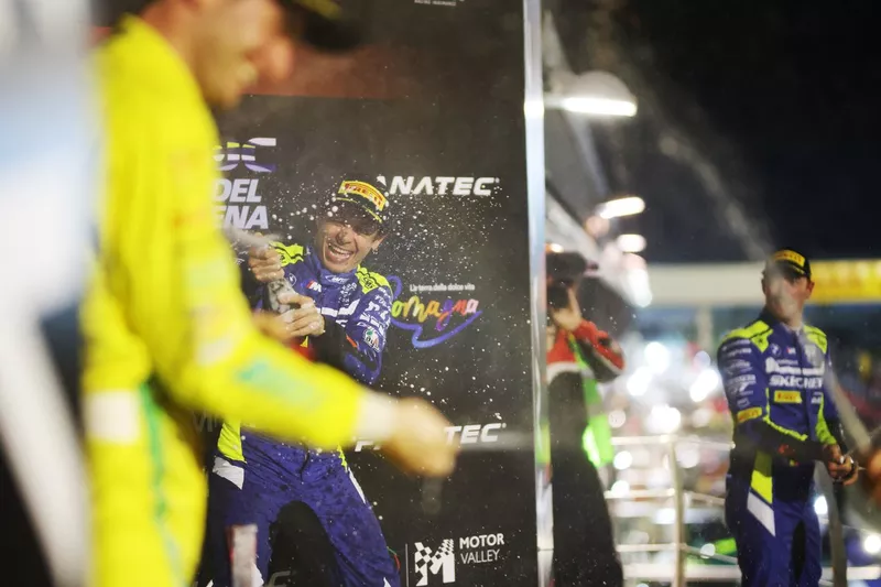 #46 Team WRT, BMW M4 GT3: Valentino Rossi, Maxime Martin