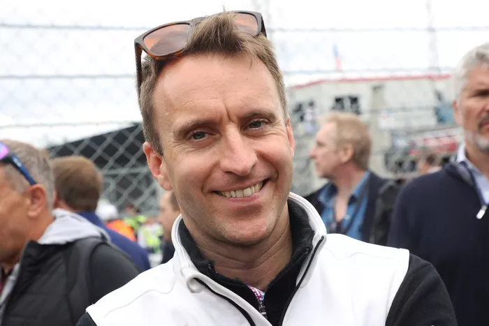 Timo Bernhard