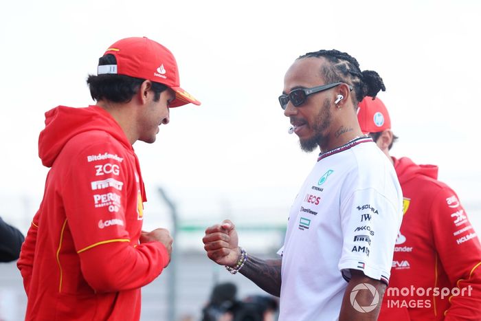 Carlos Sainz, Scuderia Ferrari, Lewis Hamilton, Mercedes-AMG F1 Team