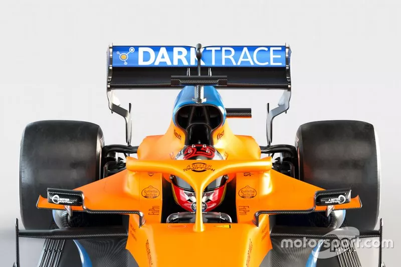 McLaren MCL35 detalle