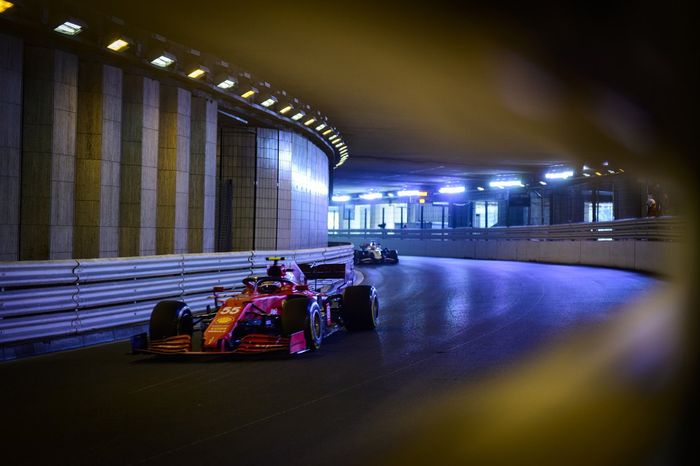 Carlos Sainz Jr., Ferrari SF21
