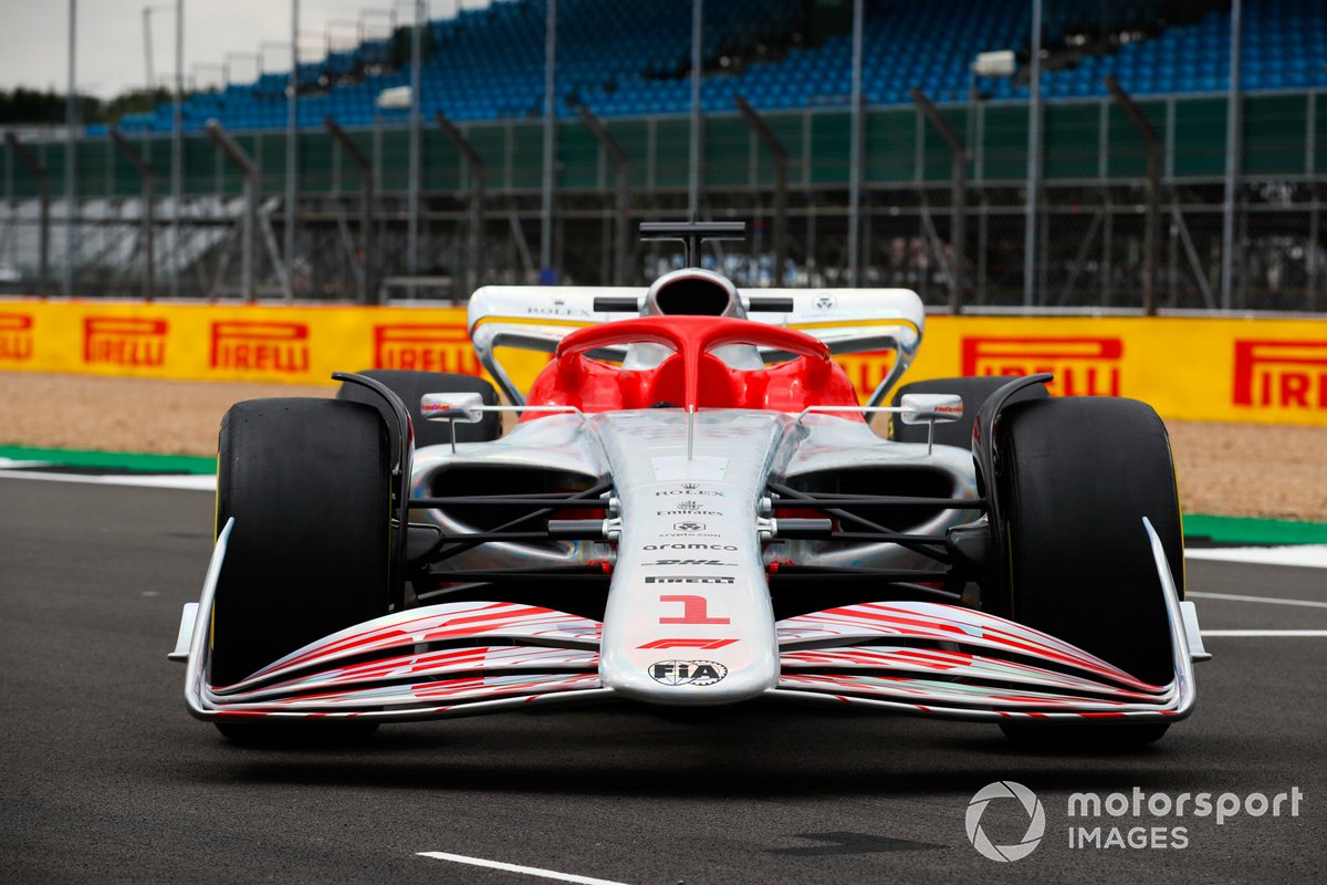 The 2022 Formula 1 car launch event on the Silverstone grid. Front detail