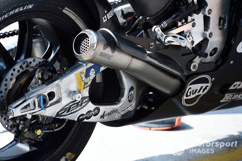 Escape Aprilia Racing Team Grasini