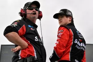 Harrison Burton, Kyle Busch Motorsports, Toyota Tundra Safelite AutoGlass and Mike Hillman