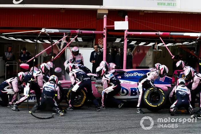 Sergio Perez, Racing Point F1 Team RP19 pit stop
