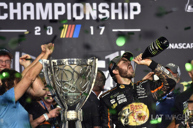 Homestead (Florida): Martin Truex Jr. (Furniture-Row-Toyota)
