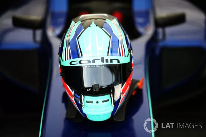 Helm van Billy Monger, Carlin