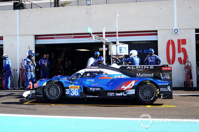 (LMP2) #36 Signatech Alpine Matmut Alpine A470: Nicolas Lapierre, Andre Negrao, Pierre Thiriet
