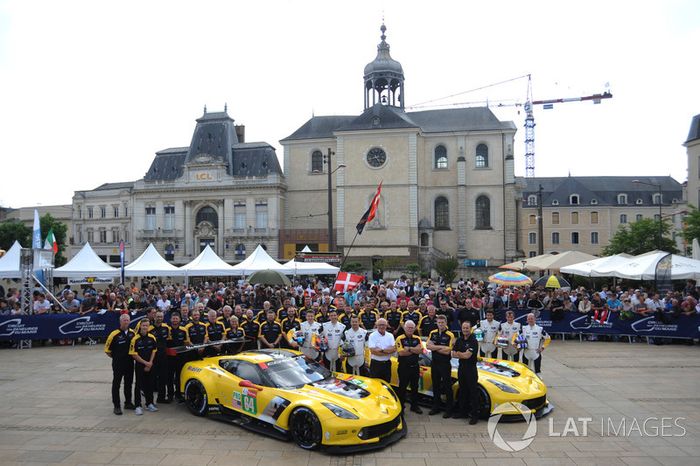 #64 Corvette Racing Chevrolet Corvette C7.R: Oliver Gavin, Tommy Milner, Marcel Fassler, #63 Corvette Racing Chevrolet Corvette C7.R: Jan Magnussen, Antonio Garcia, Mike Rockenfeller