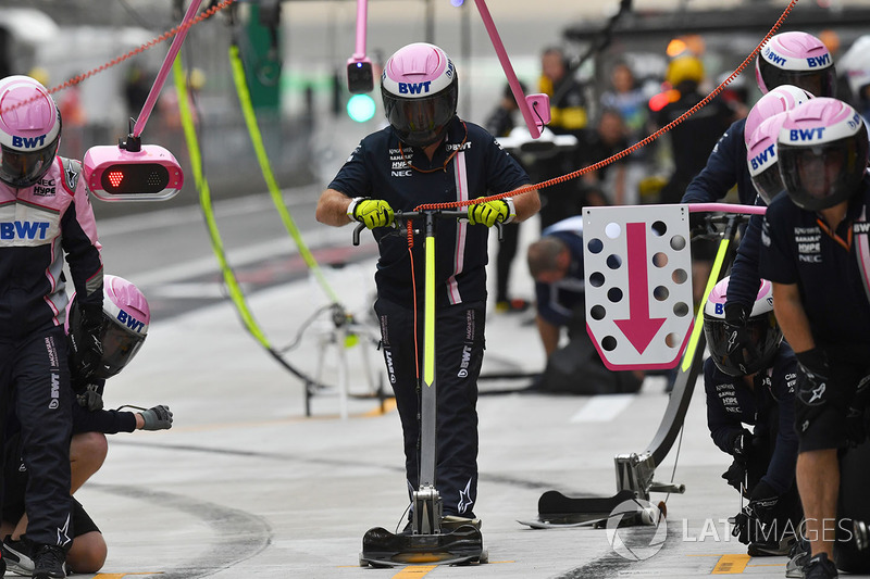 Simulation d'arrêt au stand pour Force India