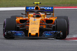 Stoffel Vandoorne, McLaren MCL33 Renault