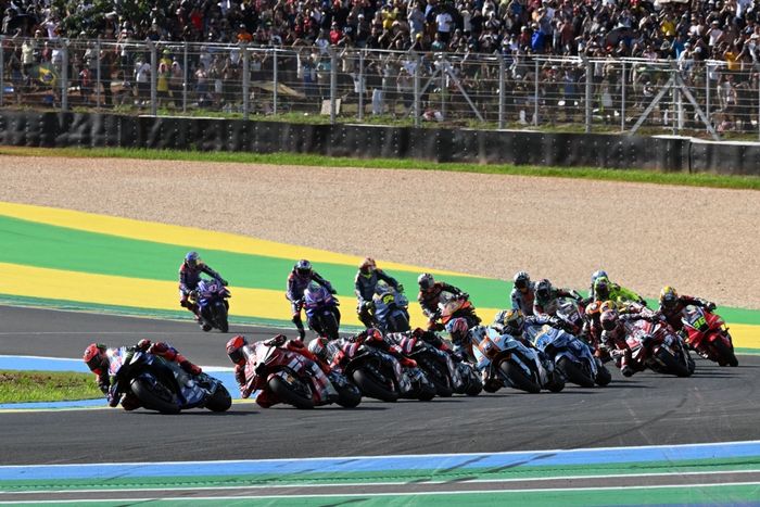 Riders compete during the MotoGP sprint of the Grand Prix of Brazil at the Ayrton Senna International racetrack in Goiania, state of Goias, Brazil, on March 21, 2026. (Photo by EVARISTO SA / AFP via Getty Images)