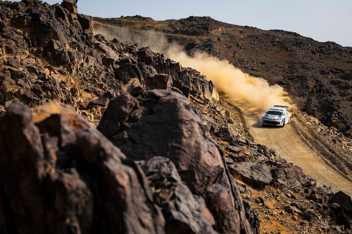 Такамото Кацута, Аарон Джонстон, Toyota Gazoo Racing WRT Toyota GR Yaris Rally1