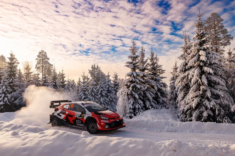 Oliver Solberg, Elliott Edmondson, Toyota Gazoo Racing WRT Toyota GR Yaris Rally1