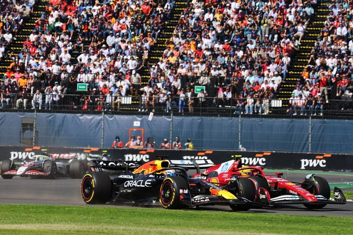 Lewis Hamilton, Ferrari, Max Verstappen, Red Bull Racing