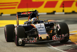 Carlos Sainz Jr., Scuderia Toro Rosso STR11