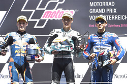 Podio: il secondo classificato Brad Binder, Red Bull KTM Ajo, race winner Joan Mir, Leopard Racing,