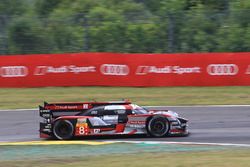 #8 Audi Sport Team Joest Audi R18 e-tron quattro: Lucas di Grassi, Loic Duval, Oliver Jarvis