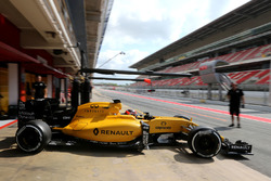 Эстебан Окон, третий пилот Renault Sport F1 Team