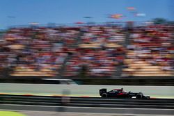 Fernando Alonso, McLaren MP4-31 en la pista