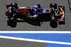 Daniil Kvyat, Scuderia Toro Rosso STR11