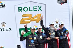 Podium: ganadores, Ricky Taylor, Jordan Taylor, Max Angelelli, Jeff Gordon, Wayne Taylor Racing